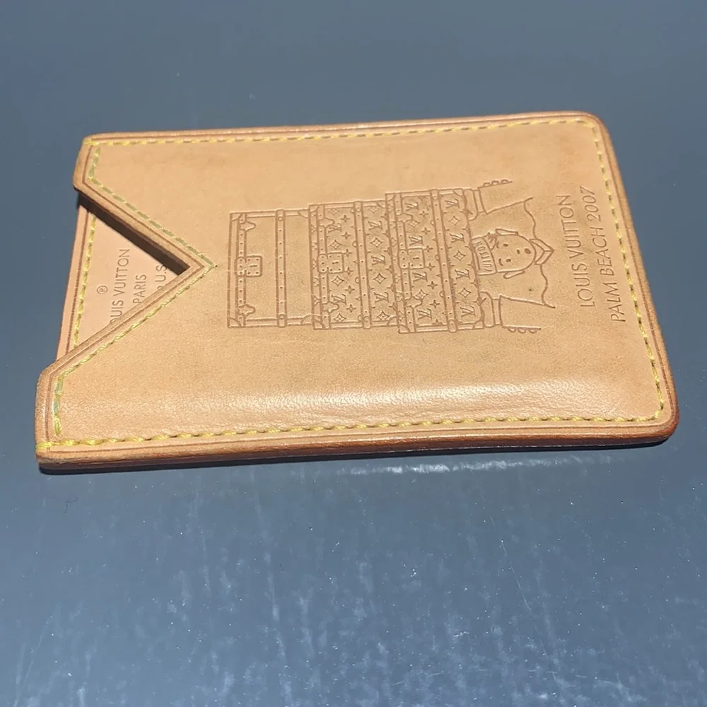 Authentic Louis Vuitton Leather Trunk Card Holder from Palm Beach Event - Picture 3 of 4